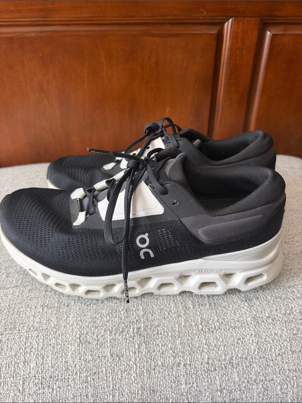 On Running Men's Cloudmonster Shoes - Black/White - Picture 3 of 6